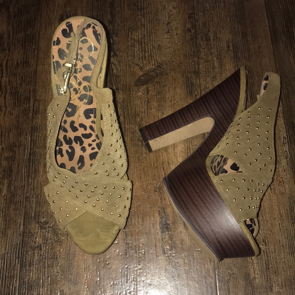 Jessica Simpson platform heels - Picture 4 of 5
